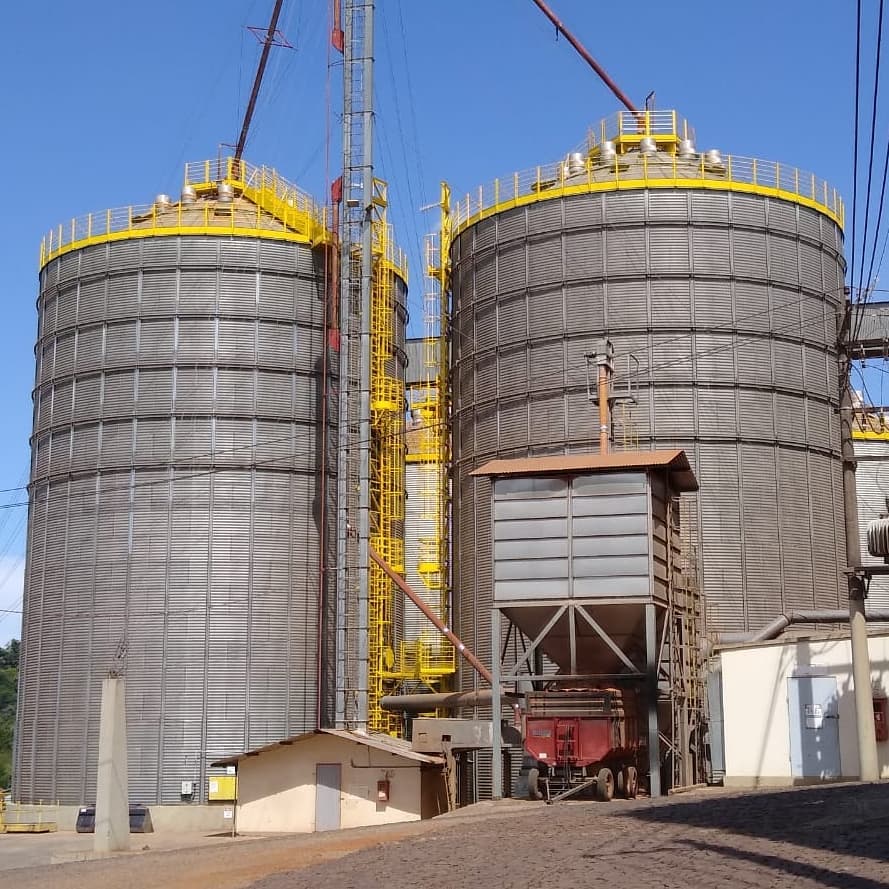 montadorapanambiltda_90725357_579163909618459_8484141447981144666_n (1).jpg